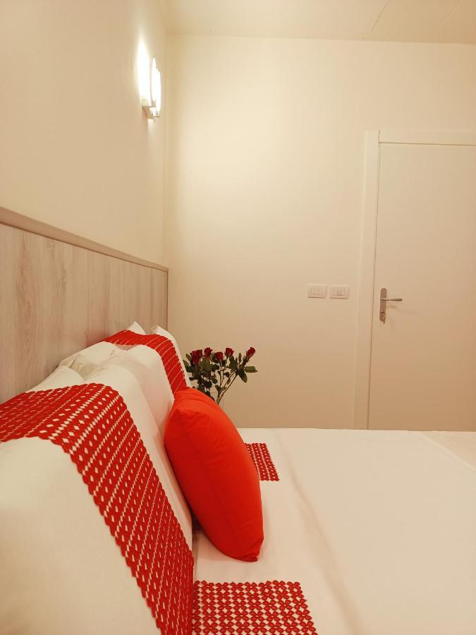 Arcobaleno Rooms Mestre-Venezia Exterior photo
