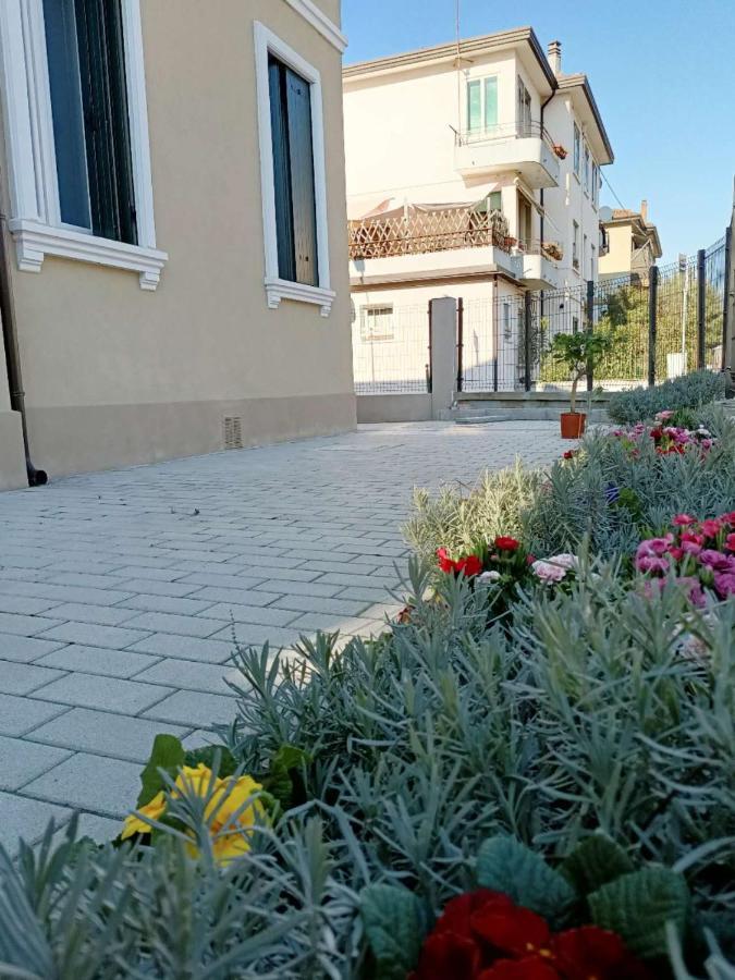 Arcobaleno Rooms Mestre-Venezia Exterior photo